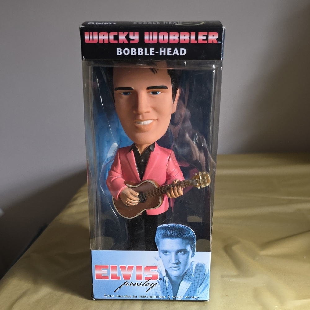 Elvis Presley Wacky Wobbler Bobblehead